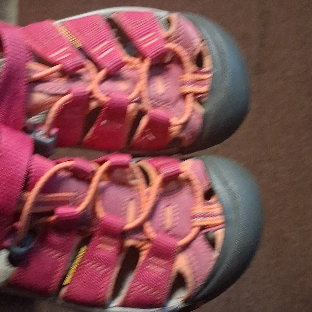Keen Kids Hot Pink Watershoes Sandals 1